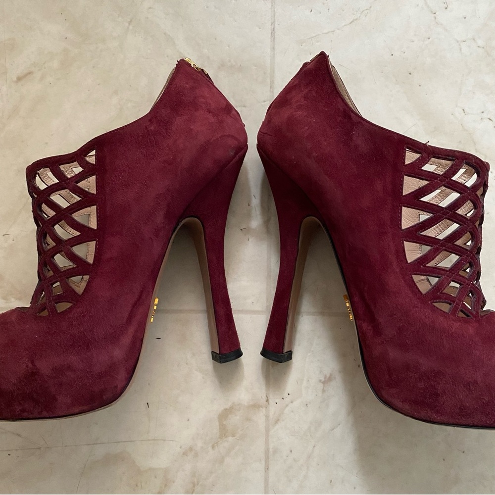 Prada Made in Italy Calzature Donna Oxblood Suede Cutout Platform Heels size 6.5 - Picture 5 of 14